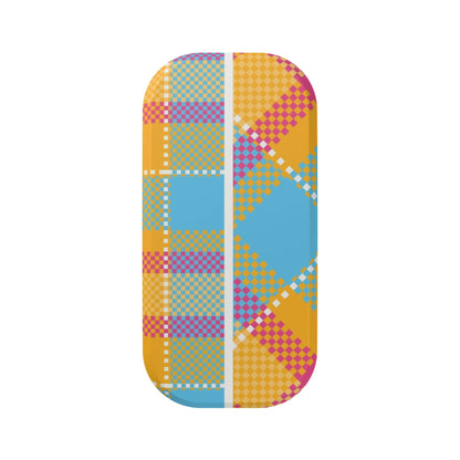 Clickit Pattern Punch Phone Stand